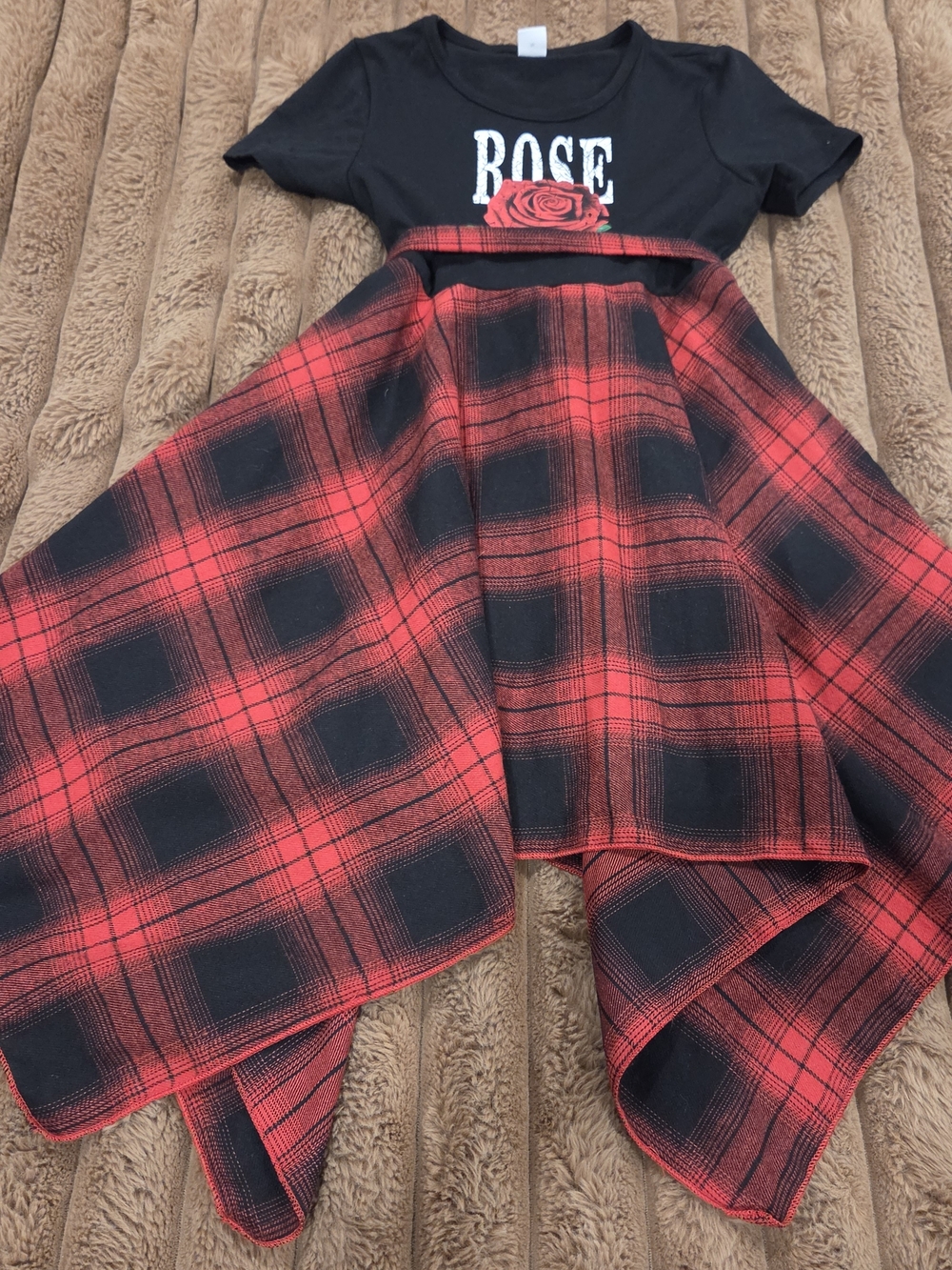 SHEIN Girls Size 7 Year Plaid Dress Black Red Rose Graphic Short Sleeve